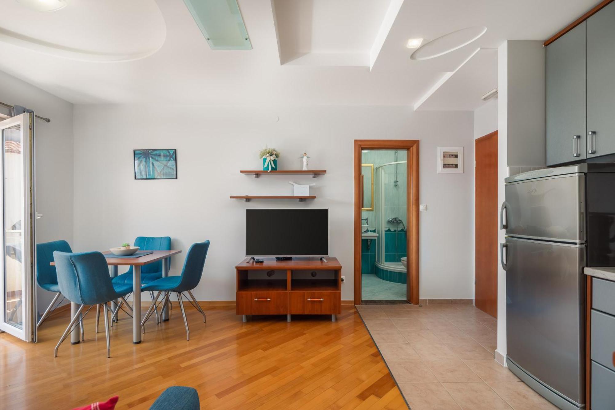 Brkic Apartments With Private Parking มาคาร์สกา ภายนอก รูปภาพ