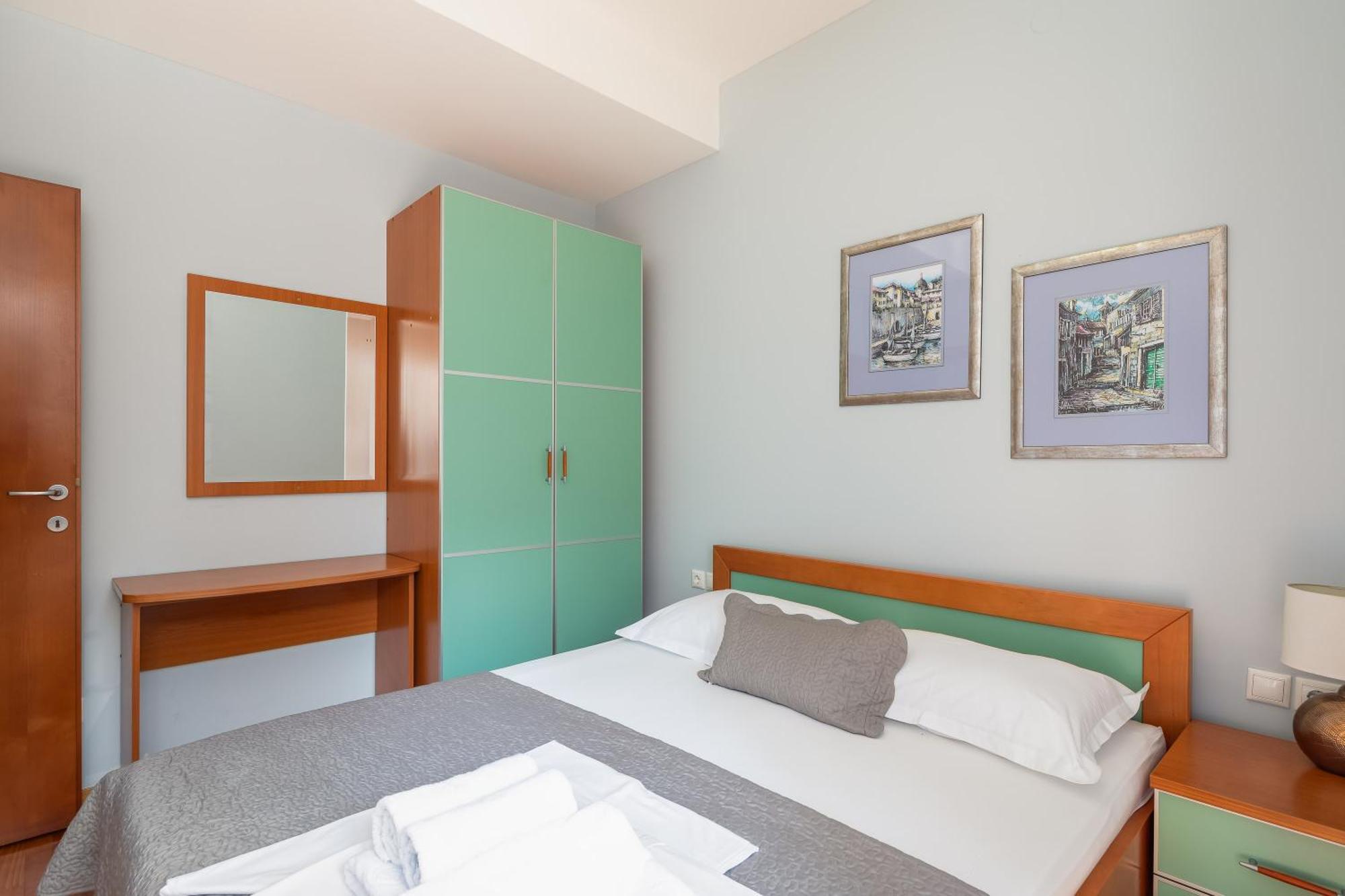 Brkic Apartments With Private Parking มาคาร์สกา ห้อง รูปภาพ