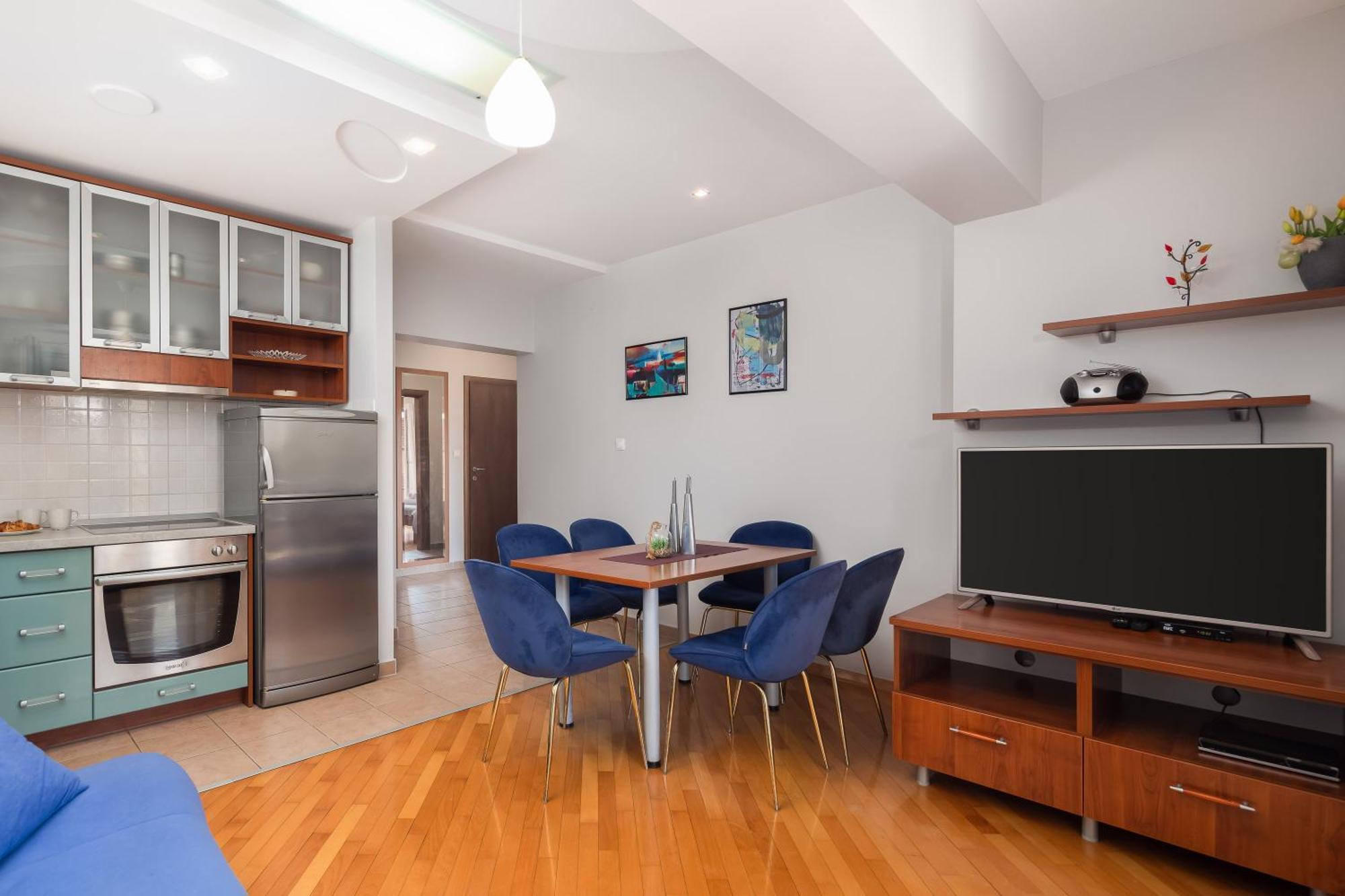 Brkic Apartments With Private Parking มาคาร์สกา ห้อง รูปภาพ
